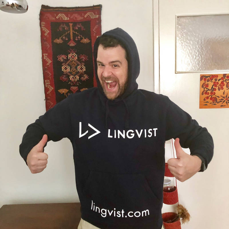 Cyrus with Lingvist hoodie